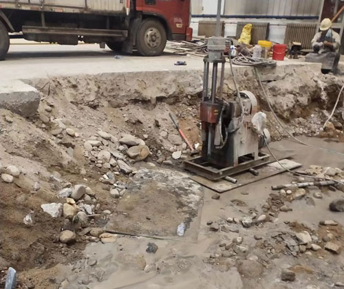 西岗公路下沉压浆